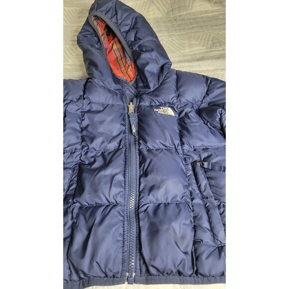 The North Face Toddler 3T 550 Reversible Down Puffer Jacket – Navy & Red Plaid - Picture 2 of 11